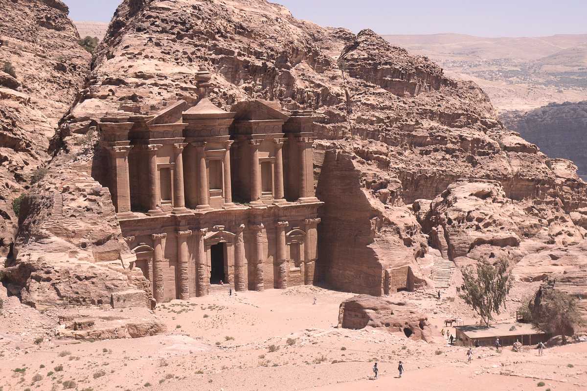 Le Deir, dit 'Le monastère'