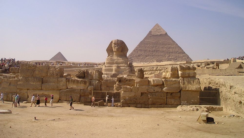 Les pyramides et le sphinx