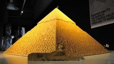 Pyramide en Légo