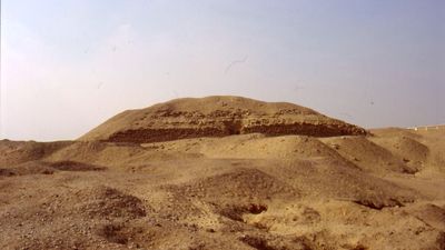 La pyramide de Khaba