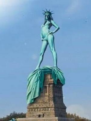 Statue de la liberté sexy
