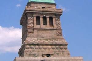 Socle de la statue de la Liberté