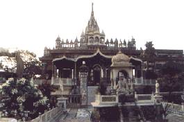 Le temple de Pareshnath