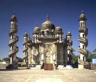 Le Mahabat Maqbara