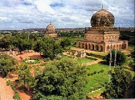 Les tombeaux des rois Qutub Shahi