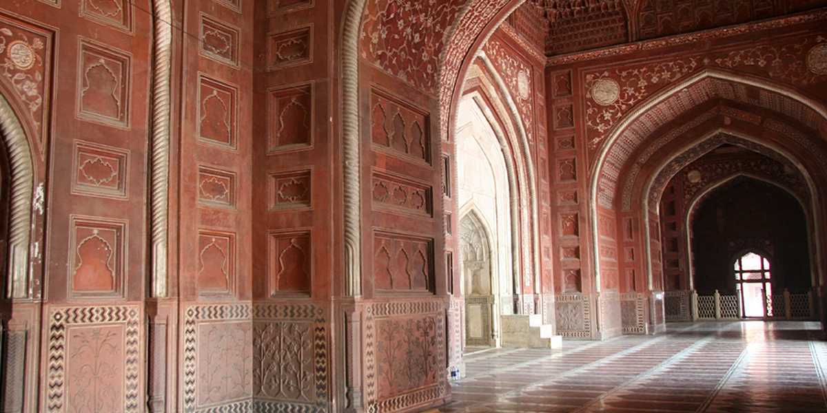 Intérieur du pavillon des invités