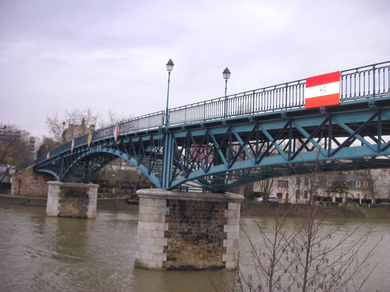 Passerelle de Bry-sur-Marne