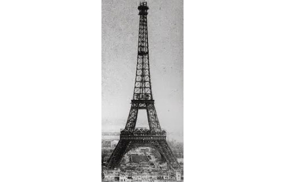 La tour le 12 mars 1889