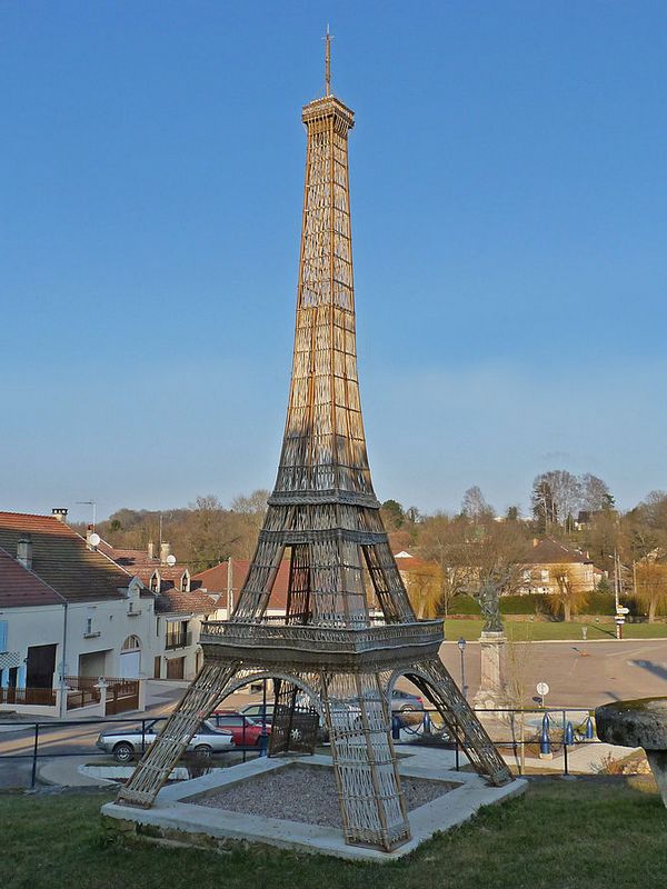 Mini Tour Eiffel fabriquée en France