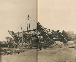 Le départ des piles de la tour Eiffel