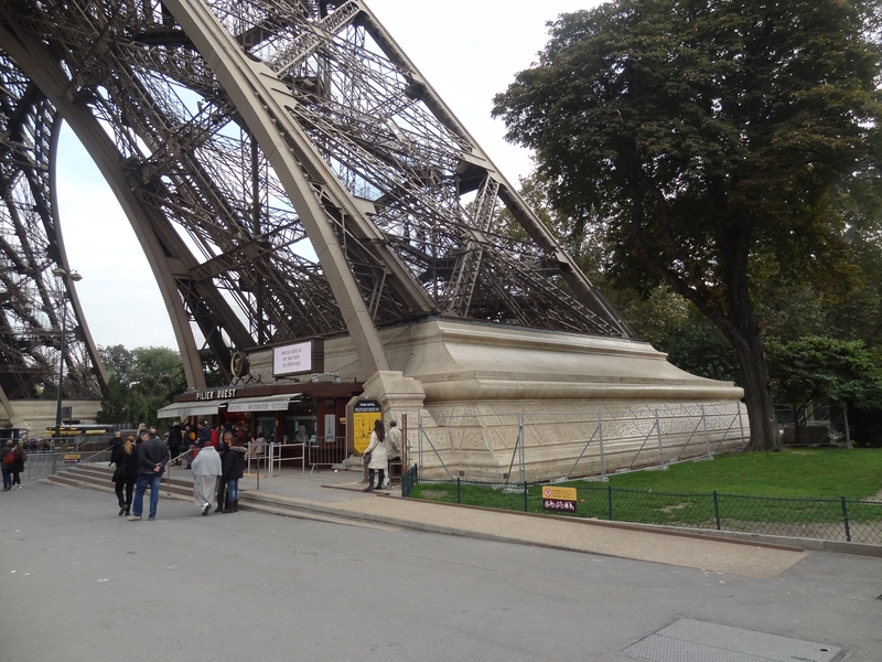 Peinture par numéros - Tour Eiffel scintillante – Figured'Art